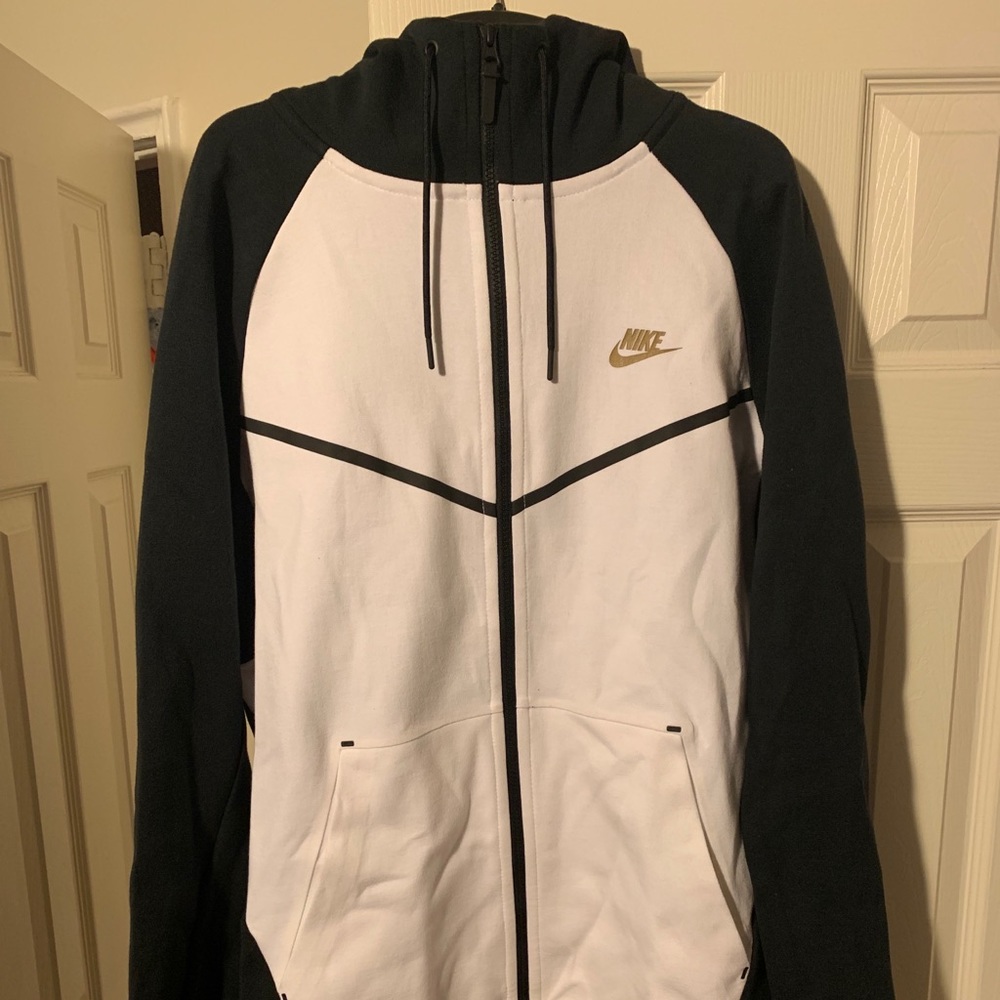 Nike Tech Fleece